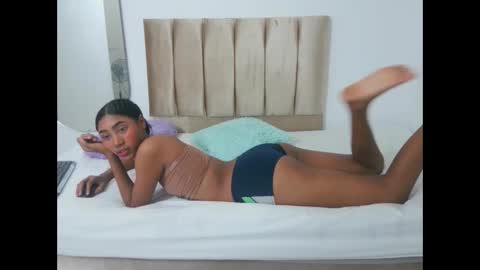 yizz_laan online show from 02-24-26, 12:19