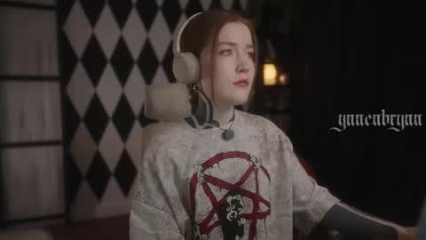 ynnenbrynn online show from 10-10-25, 07:18