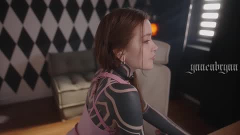 ynnenbrynn online show from 10-17-25, 06:49