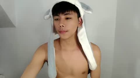 Snapshot of ynotyu chatting on 01-18-26, 06:34 ynotyu online show from 01-18-26, 06:34