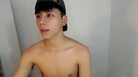 Snapshot of ynotyu chatting on 02-14-26, 05:15 ynotyu online show from 02-14-26, 05:15