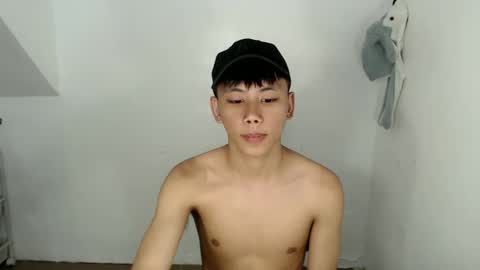 Snapshot of ynotyu chatting on 03-30-26, 04:02 ynotyu online show from 03-30-26, 04:02