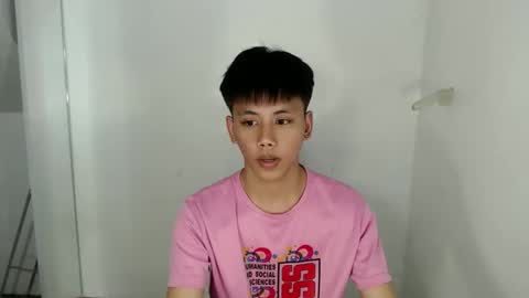 Snapshot of ynotyu chatting on 04-01-26, 08:37 ynotyu online show from 04-01-26, 08:37