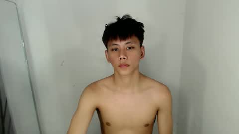 Snapshot of ynotyu chatting on 04-07-26, 05:24 ynotyu online show from 04-07-26, 05:24