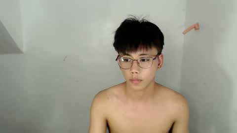 Snapshot of ynotyu chatting on 04-16-26, 04:08 ynotyu online show from 04-16-26, 04:08