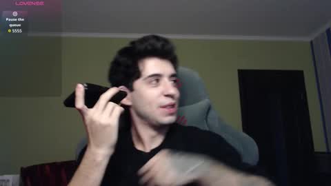 Snapshot of yofukashi chatting on 10-23-25, 01:43 yofukashi online show from 10-23-25, 01:43