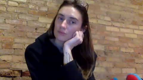 Snapshot of yogagirl777 chatting on 01-23-25, 03:37 Ann Marie online show from 01-23-25, 03:37