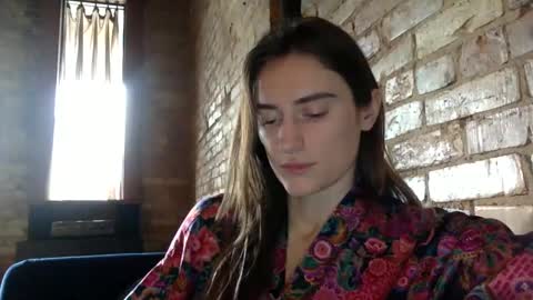 Snapshot of yogagirl777 chatting on 03-05-25, 05:29 Ann Marie online show from 03-05-25, 05:29