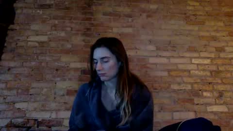 Snapshot of yogagirl777 chatting on 03-05-25, 10:10 Ann Marie online show from 03-05-25, 10:10