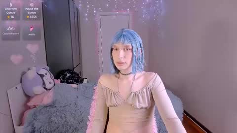 Mikaella - Mika online show from 02-07-26, 10:24