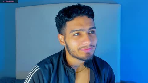 Yoi Olimpo online show from 01-18-25, 12:26