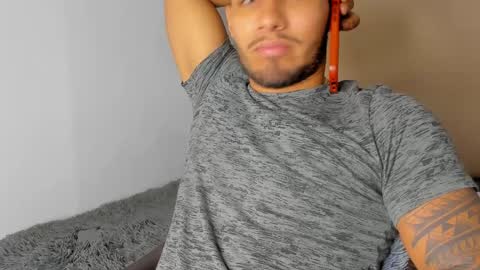 Yoi Olimpo online show from 01-29-25, 03:04