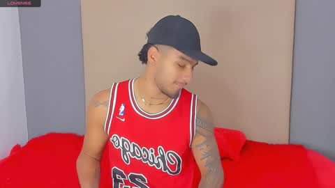 Yoi Olimpo online show from 02-04-25, 12:11