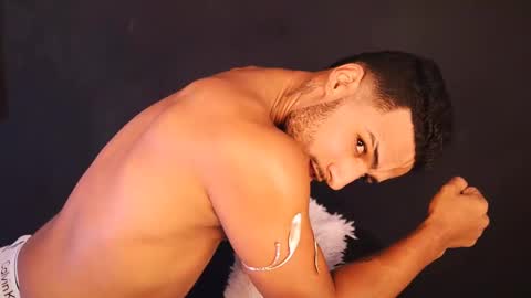 Yoi Olimpo online show from 02-24-25, 03:20