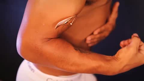 Yoi Olimpo online show from 02-28-25, 03:15