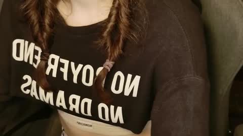 yoka_paradoxxx online show from 12-03-25, 05:48