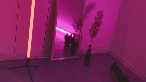 yoka_paradoxxx online show from 12-23-25, 05:05