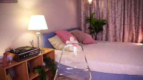 Yoko online show from 11-21-25, 06:01