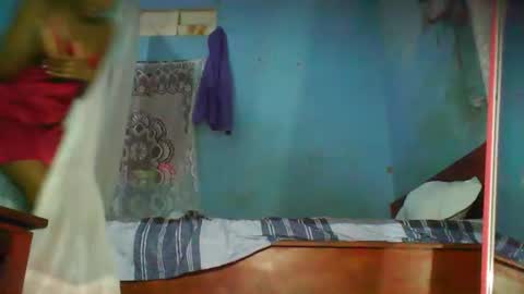 yolandrina90 online show from 10-03-25, 02:58