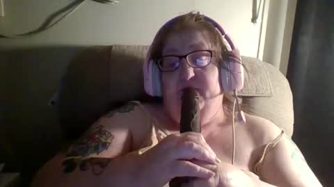 Snapshot of yomoopy chatting on 01-31-25, 07:39 yomoopy online show from 01-31-25, 07:39