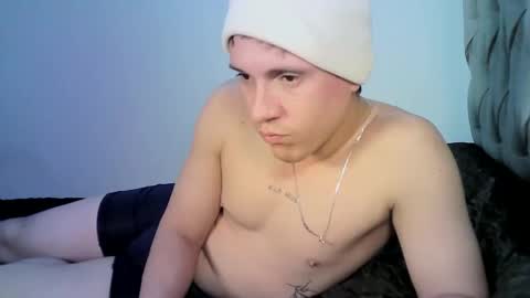 Yonat online show from 10-28-25, 05:44