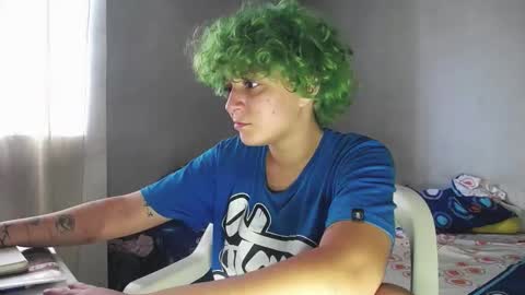 Little Mike Independent model online show from 11-14-25, 07:01