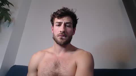 Yoooups online show from 01-09-26, 03:26