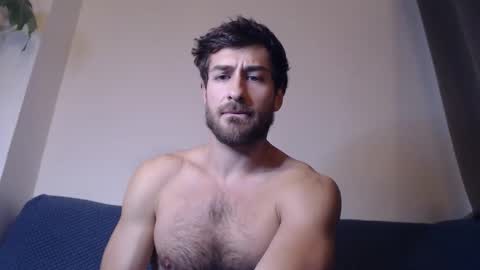 Yoooups online show from 01-11-26, 08:36