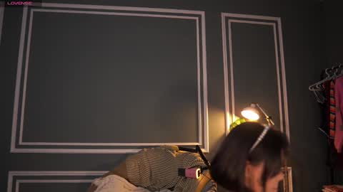 Mika online show from 01-21-25, 11:56