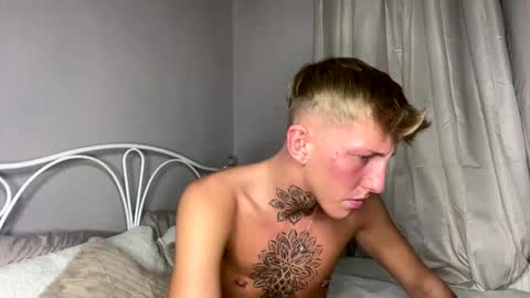 Snapshot of yorkshirelad208 chatting on 03-05-25, 11:16 Harrison online show from 03-05-25, 11:16