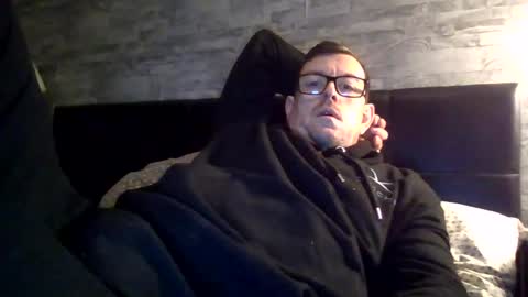 Snapshot of yorkshirewood chatting on 11-30-25, 08:02 yorkshirewood online show from 11-30-25, 08:02