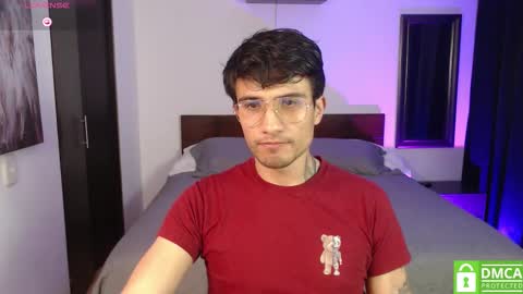 Snapshot of yoshy_man chatting on 11-21-25, 03:05 yoshy_man online show from 11-21-25, 03:05