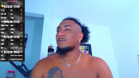 Enzo online show from 11-22-25, 02:10