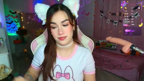 Ana online show from 10-24-25, 03:03