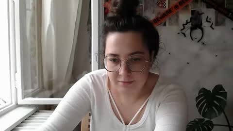 Aurora online show from 10-09-25, 10:13