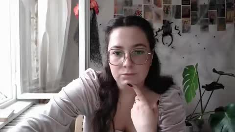 Aurora online show from 10-17-25, 10:07