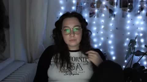 Aurora online show from 10-23-25, 06:17