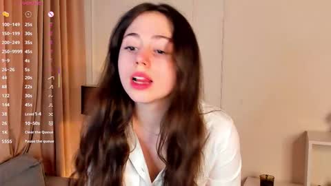 Snapshot of you_fell_in_love chatting on 09-16-25, 09:10 Elizabeth brunette -- Darline blonde online show from 09-16-25, 09:10