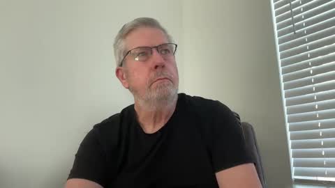 Colorado Guy Straight online show from 01-02-25, 10:33