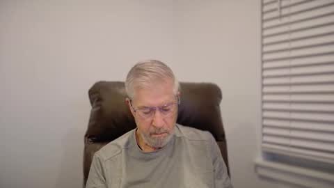 Colorado Guy Straight online show from 11-20-25, 12:16