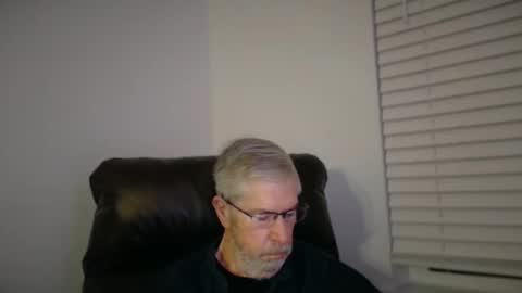 Colorado Guy Straight online show from 12-18-25, 12:11