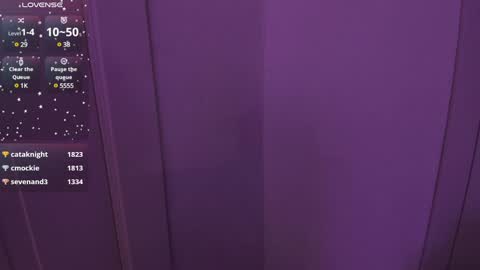 Snapshot of your_bunny chatting on 12-18-24, 06:53 Bunny online show from 12-18-24, 06:53