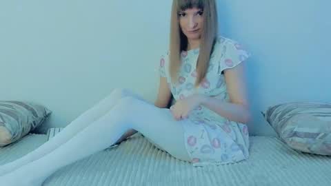 Lily online show from 09-09-25, 03:28