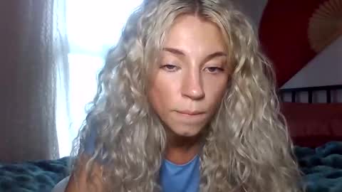 Snapshot of your_fav1 chatting on 09-09-25, 10:20 your_fav1 online show from 09-09-25, 10:20