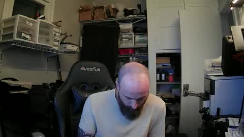 Snapshot of your_favorite_daddydom chatting on 10-20-25, 01:50 Daddy online show from 10-20-25, 01:50