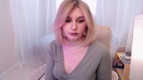 Freya online show from 02-13-25, 11:17