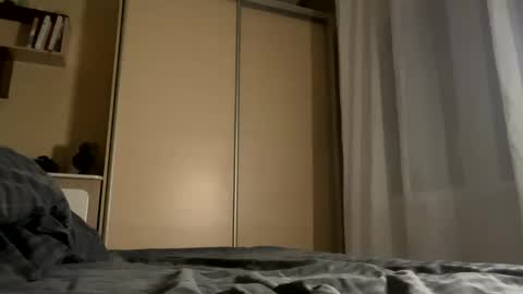 Gentle Boy online show from 02-15-25, 09:15