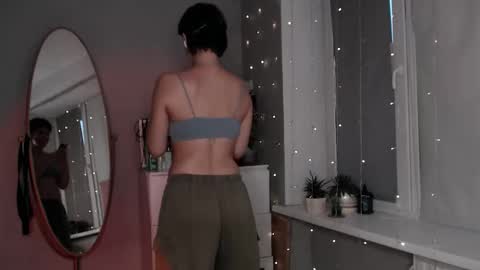 Alex and Kris long hair online show from 09-30-25, 03:39