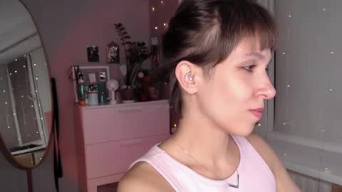 Alex and Kris long hair online show from 10-08-25, 06:38