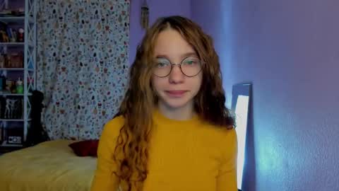 Leslie online show from 11-21-25, 01:32